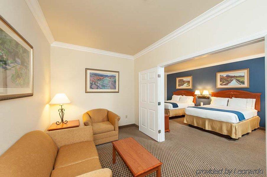 Holiday Inn Express Hotel & Suites - Paso Robles By Ihg Экстерьер фото